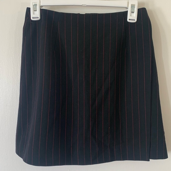 Vintage pinstriped mini skirt - Picture 2 of 8